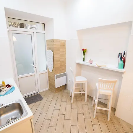 Smart On Filatova 리비프