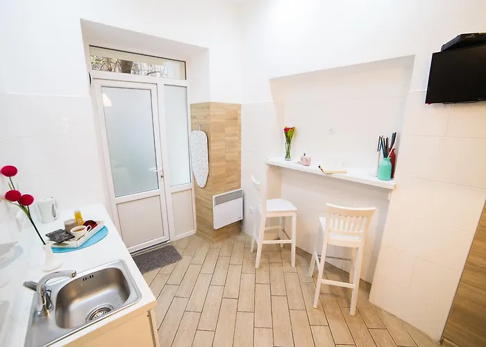 Smart On Filatova Lviv